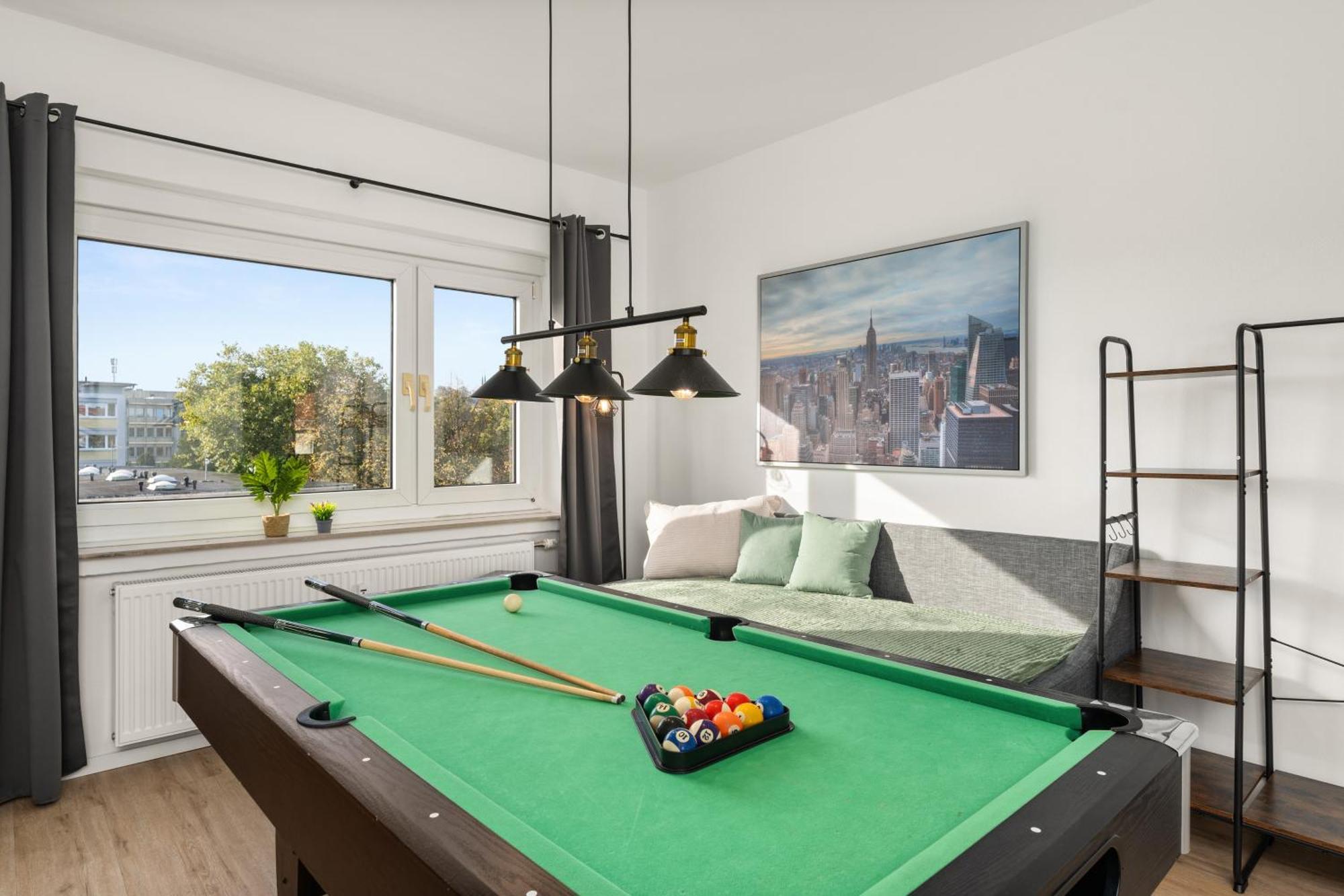 Homely-Apartment Manhattanart, Zentral, Parkplatz, Billard,Ps4, Dart, Balkon Bielefeld Exterior photo
